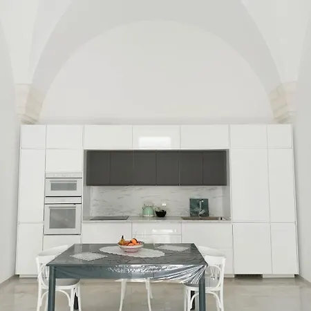 Piano B24 Apartment